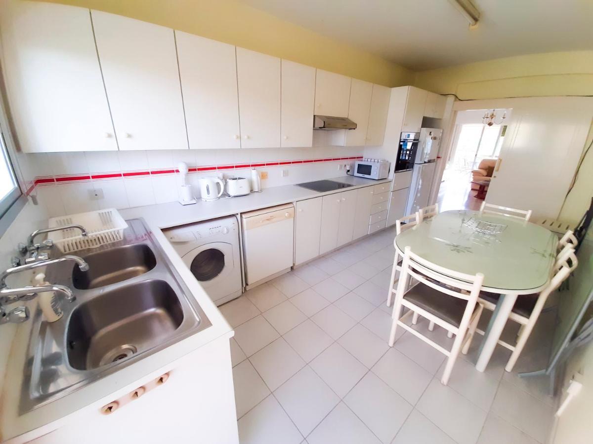 Samson Sea Breeze, 3Bed Sleeps 6, Free Wifi Apartment Limassol Exterior photo